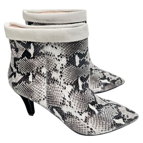 42 Gold Ojai Snakeskin Print Ankle Boots Pointed Toe Kitten Heel Leather Booties - Picture 1 of 8